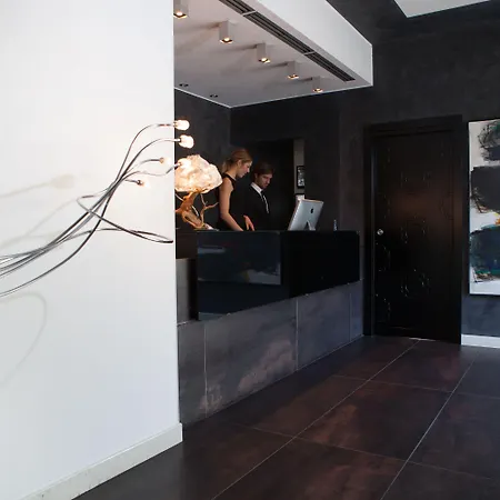 Tobago Garda (Verona)