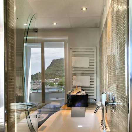 Tobago Garda (Verona)