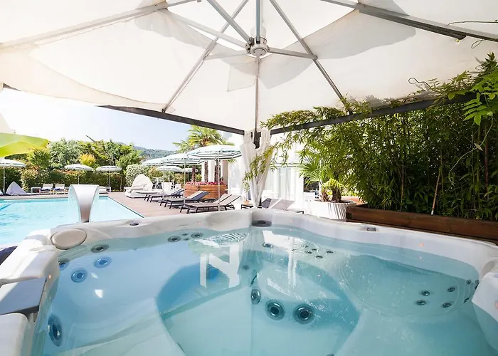 Hotel Tobago Garde