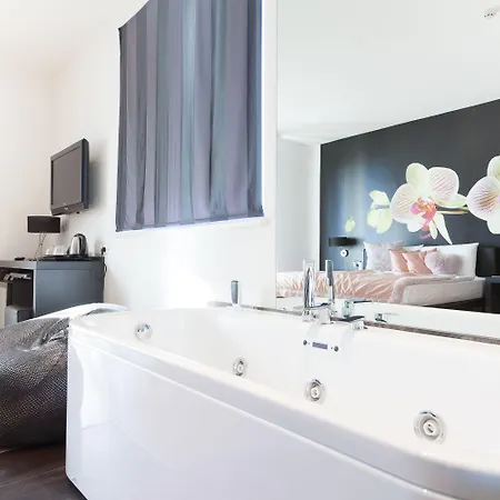 Hotell Tobago Garda (Verona)