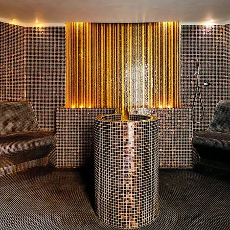Hotell Tobago 4*